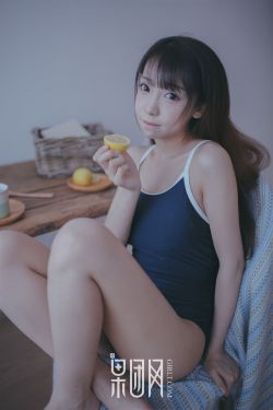 女大学生艺术照